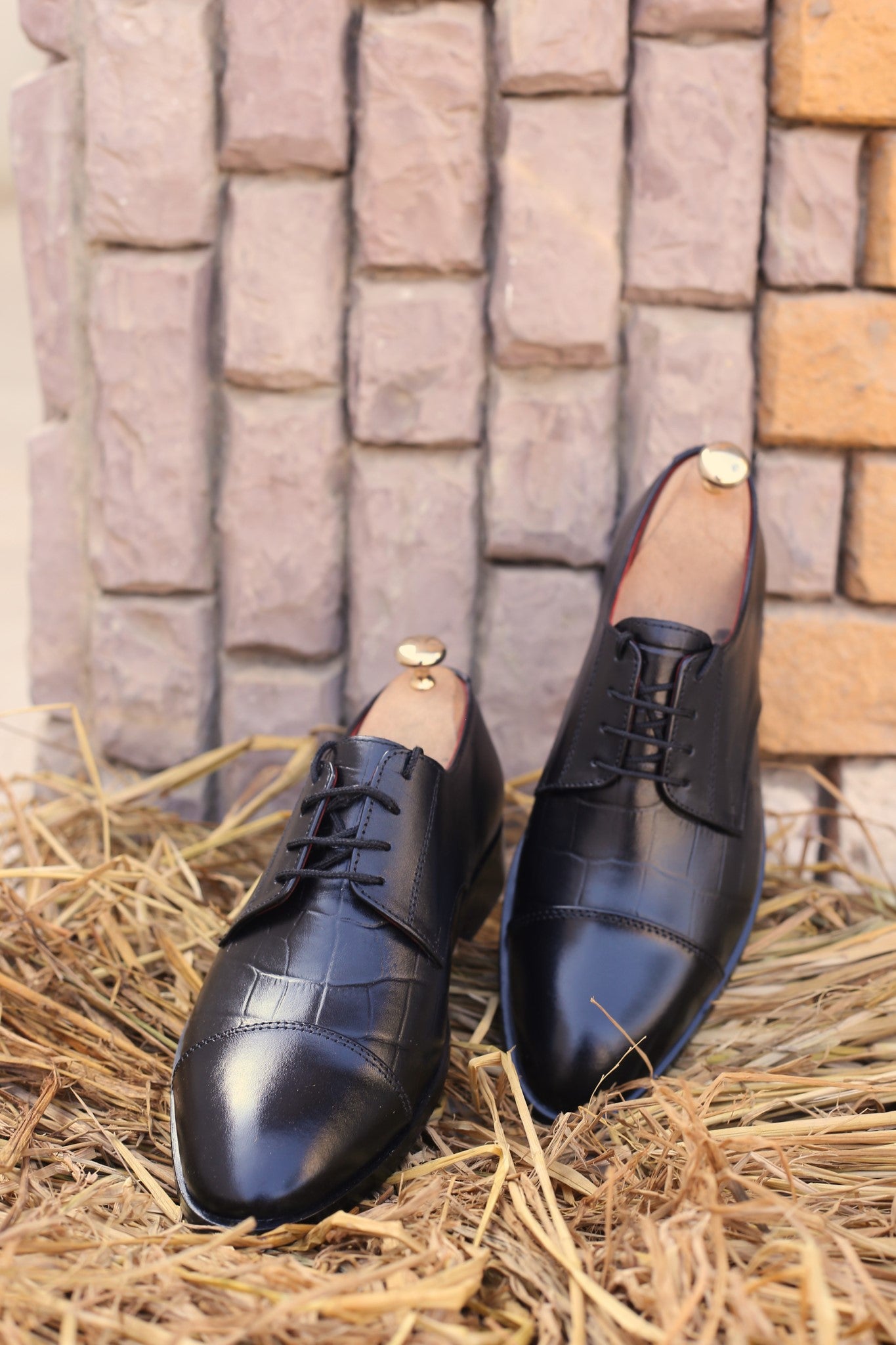 Black leather derby oxford dress shoes for men in sizes 7-11
