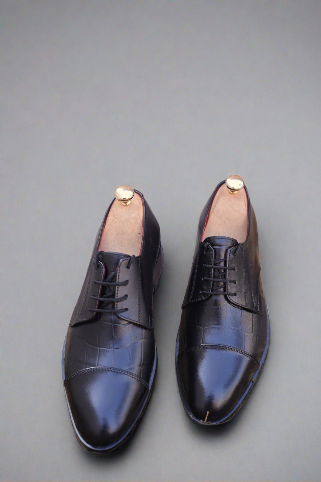 Black leather derby oxford dress shoes for men in sizes 7-11
