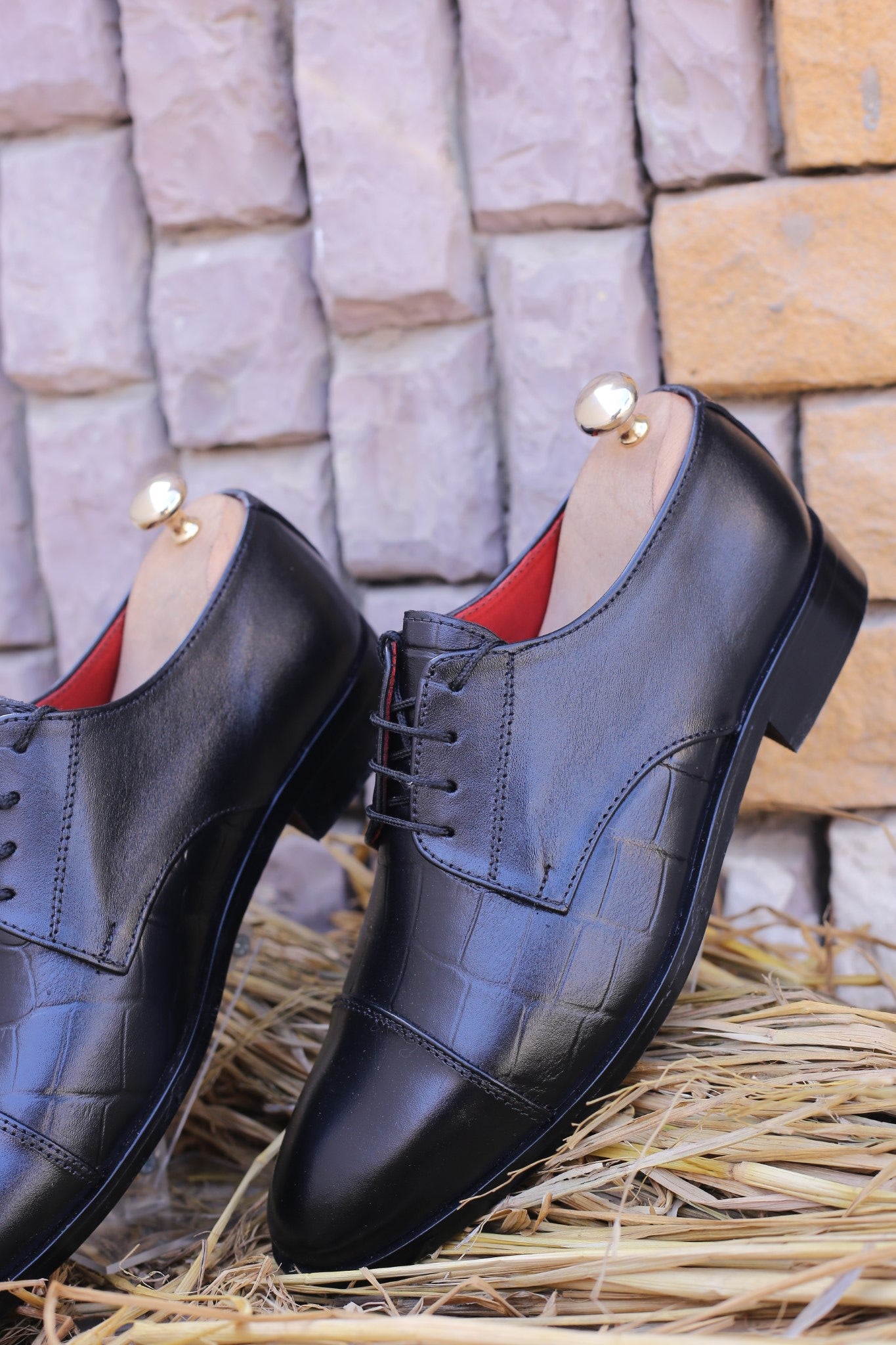 Black leather derby oxford dress shoes for men in sizes 7-11