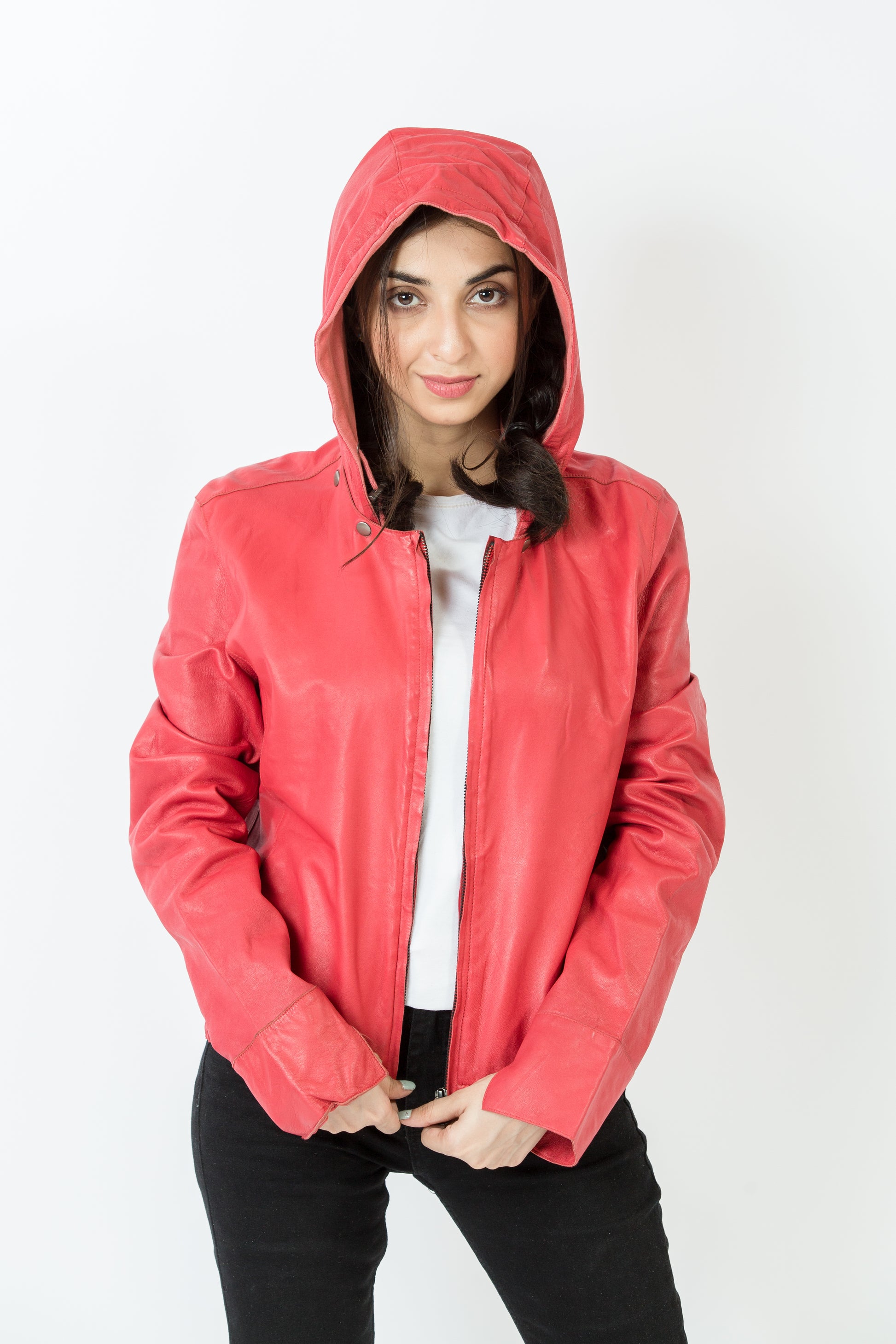 Chic pink leather jacket for women, handcrafted with high-quality materials, versatile and fashionable for any occasion.