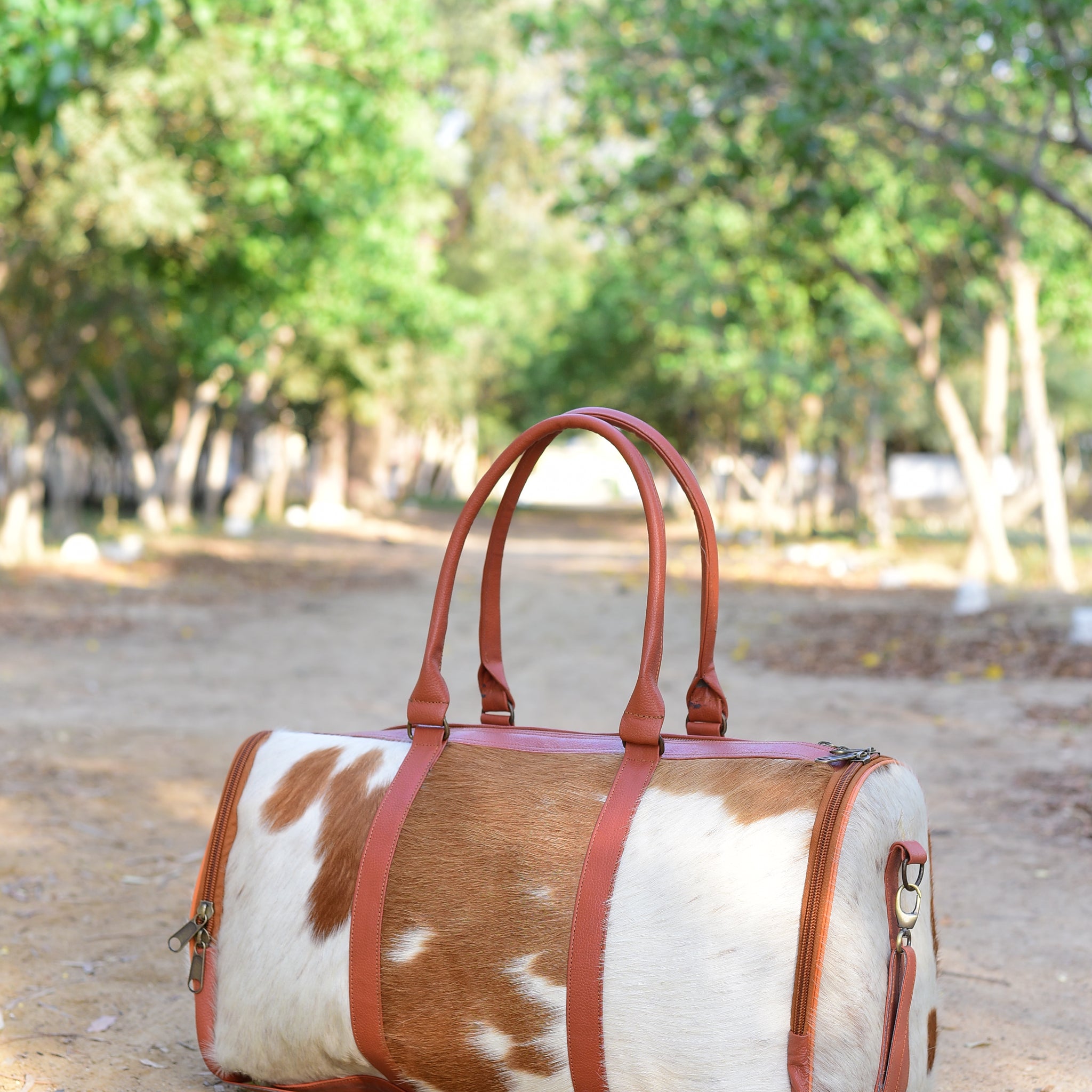 Genuine Cowhide Brown & White Leather Duffel Spacious Travel Bag Best for Frequent Flyers & Explorers