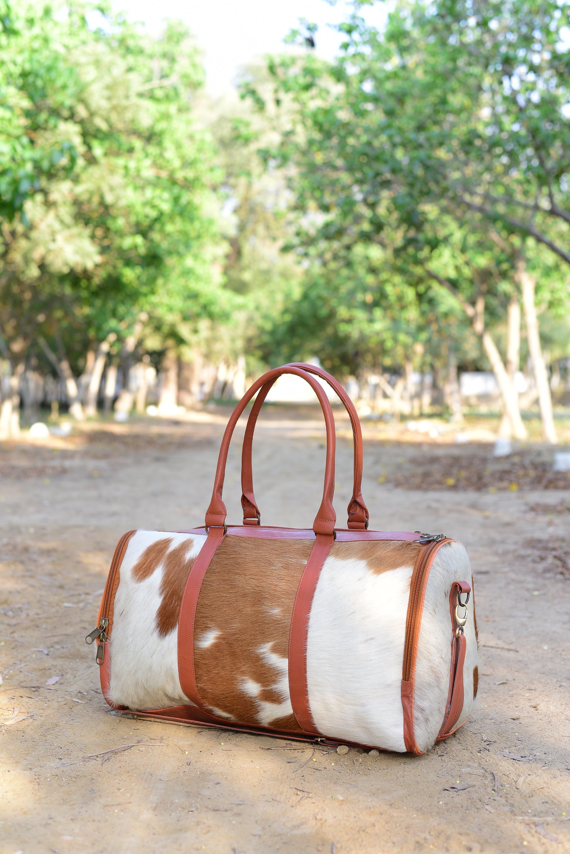 Genuine Cowhide Brown & White Leather Duffel Spacious Travel Bag Best for Frequent Flyers & Explorers