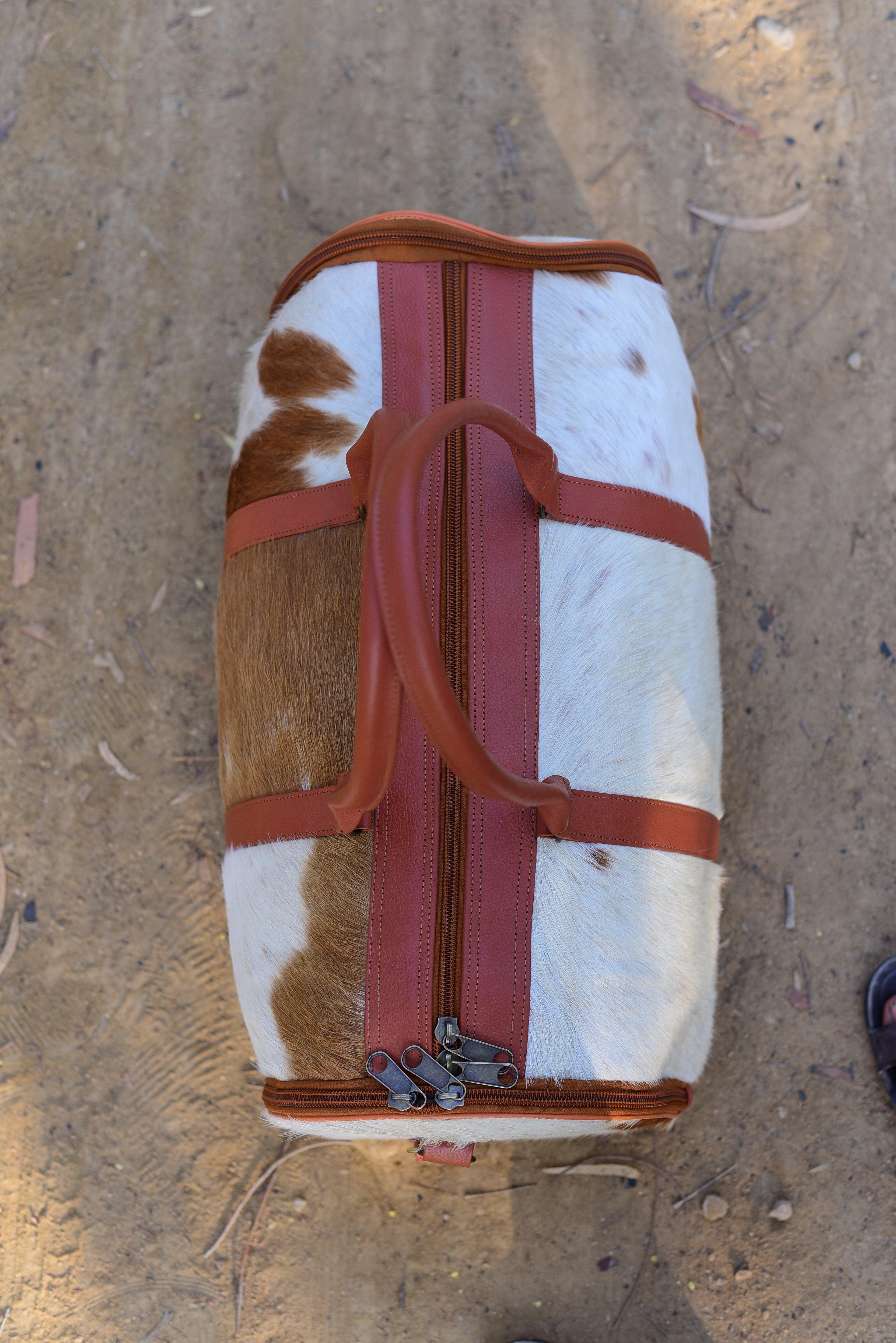 Genuine Cowhide Brown & White Leather Duffel Spacious Travel Bag Best for Frequent Flyers & Explorers