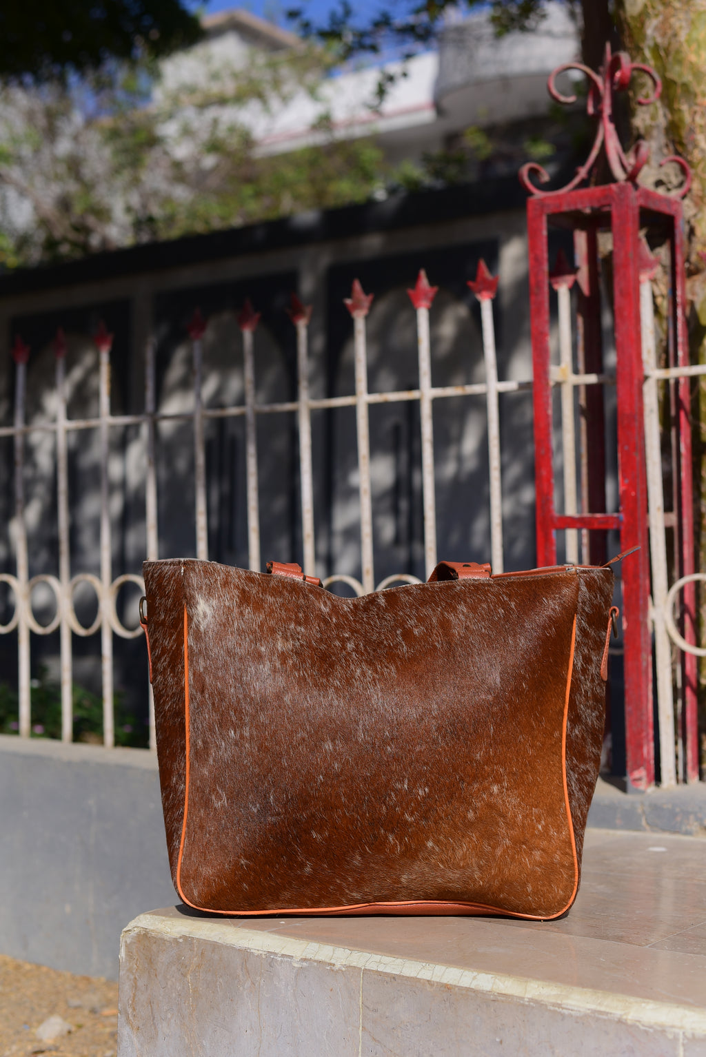 Elegant Genuine Leather Tote Bag Stylish Luxury Accessory for Women